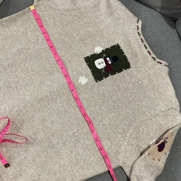 Croft & Barrow Snowman Hearts Snowflakes Christmas Sweater Beige Button‎ PL - Picture 9 of 16